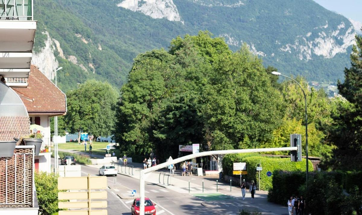 Petit Palace Vue Sur Imperial Annecy Extérieur photo